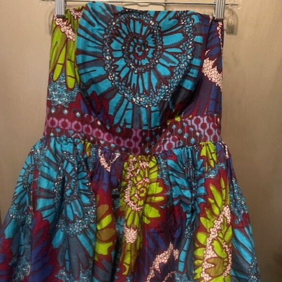 Sika Strapless Fit & Flare Dress - Floral Ghanian Print - Picture 7 of 16